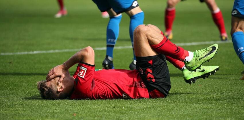 SC Freiburg - TSG 1899 Hoffenheim Deutschland, Freiburg, 01.10.2017, Fussball, Bundesliga, Saison 2017 2018, 7. Spieltag, SC Freiburg - TSG 1899 Hoffenheim: Florian Niederlechner (SC Freiburg).