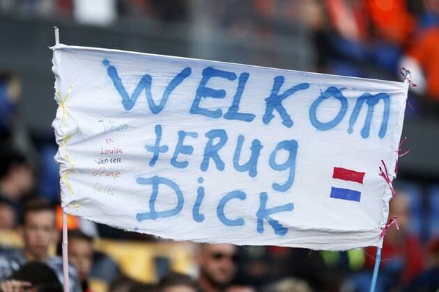 ROTTERDAM, Stadion de Kuip, 09-06-2017 , WK-kwalificatie Nederland - Luxemburg 5-0.Spandoek voor Dick Advocaat Nederland - Luxemburg