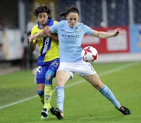 SOCCER - CL women, St.Poelten vs Man.City SANKT POELTEN,AUSTRIA,04.OCT.17 - SOCCER - UEFA Champions League, women, SKN Sankt Poelten vs Manchester City. Image shows Mateja Zver (St.Poelten) and Megan Campbell (Manchester City). GEPAxpictures xWalterxLuger
