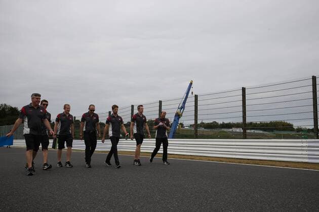 05.10.2017- Romain Grosjean (FRA) Haas F1 Team VF-17 Japanese Grand Prix, Suzuka 05 - 08 October 2017 05.10.2017- Romain Grosjean (FRA) Haas F1 Team VF-17 