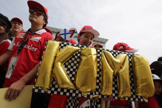 05.10.2017- Kimi Raikkonen (FIN) fans Japanese Grand Prix, Suzuka 05 - 08 October 2017 05.10.2017- Kimi Raikkonen (FIN) fans 