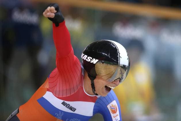 RIO DE JANEIRO , 10-09-2016 , Paralympische Zomerspelen 2016 , baanwielrennen , vrouwen, 500 meter tijdrit C1-3, finale , Alyda Norbruis wint goud in een nieuw wereldrecord PS 2016 Baanwielrennen 10-09-2016