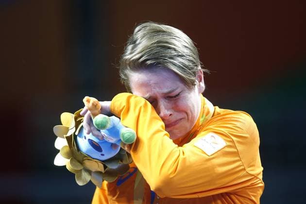 RIO DE JANEIRO , 13-09-2016 , tafeltennis , Paralympische Zomerspelen 2016 , Riocentro ,tafeltennis, vrouwen, enkelspel SF7, finale , Kelly van Zon wint de finale van Korkut en pakt goud PS 2016 tafeltennis 13-09-2016