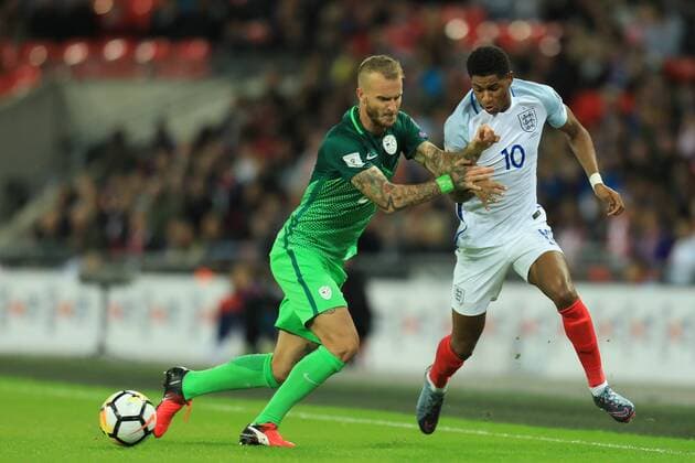 5th October 2017, Wembley Stadium, London, England; FIFA World Cup WM Weltmeisterschaft Fussball Qualification, England versus Slovenia; Marcus Rashford of England battles with Aljaz Struna of Slovenia  ActionPlus11937820