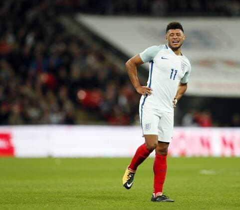 England s Alex Oxlade-Chamberlain looks on dejected during the world cup qualifying match at Wembley Stadium, London. Picture date 5th October 2017. Picture credit should read: David Klein Sportimage EDITORIAL USE ONLY. No use with unauthorised audio, video, data, fixture lists, club league logos or live services. Online in-match use limited to 120 images, no video emulation. No use in betting, games or single club league player publications.
