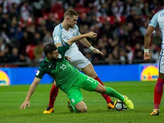 England v Slovenia 2018 FIFA World Cup WM Weltmeisterschaft Fussball Qualifying Jordan Henderson of England and Bojan Joki? of Slovenia during the 2018 FIFA World Cup Qualifying match at Wembley Stadium, London, UK Content Not Available For UK Newspapers Copyright: xLiamxMcAvoyx FIL-10771-0022