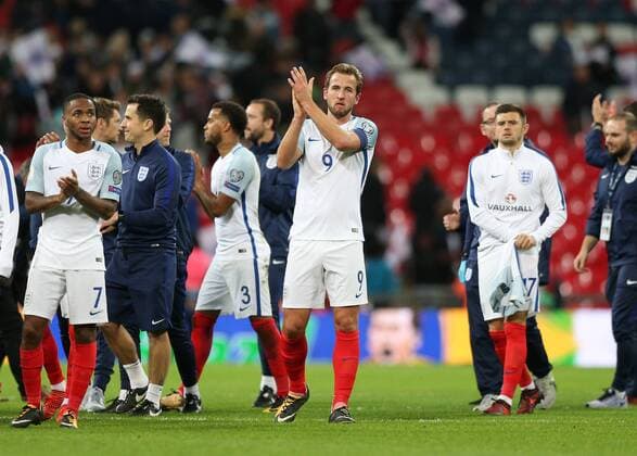 5th October 2017, Wembley Stadium, London, England; FIFA World Cup WM Weltmeisterschaft Fussball Qualification, England versus Slovenia; Harry Kane, the England captain applauding the crowd as they qualify for the Russia 2018 World Cup  ActionPlus11937918