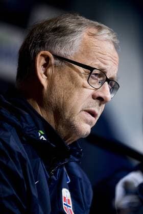171006 Lars Lagerbäck, head coach of Norway, during a press conference PK Pressekonferenz on October 6, 2017 in Oslo. Photo: Jon Olav Nesvold BILDBYRAN kod JE 160037  Copyright: JONxOLAVxNESVOLD BB171006BB074