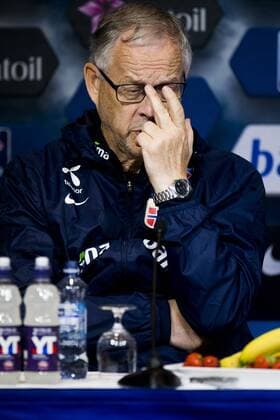 171006 Lars Lagerbäck, head coach of Norway, during a press conference PK Pressekonferenz on October 6, 2017 in Oslo. Photo: Jon Olav Nesvold BILDBYRAN kod JE 160037  Copyright: JONxOLAVxNESVOLD BB171006BB077