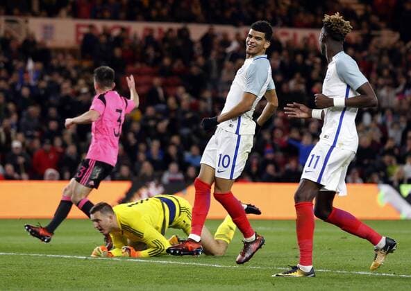 England U21 U 21 v Scotland U21 UEFA EURO EM Europameisterschaft Fussball U21 2017 Qualifiers Dominic Solanke (10) of England U21 celebrates scoring to make it 3-1 during the UEFA Euro U21 2017 Qualifiers match at the Riverside Stadium, Middlesbrough Content Not Available For UK Newspapers Copyright: xSimonxMoorex FIL-10772-0031