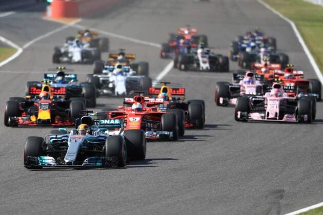 8th October 2017, Suzuka Circuit, Suzuka, Japan; Japanese Formula One Grand Prix, Sunday Race Day; Lewis Hamilton - Mercedes AMG Petronas F1 Team leads the race start into the first corner  ActionPlus11939007