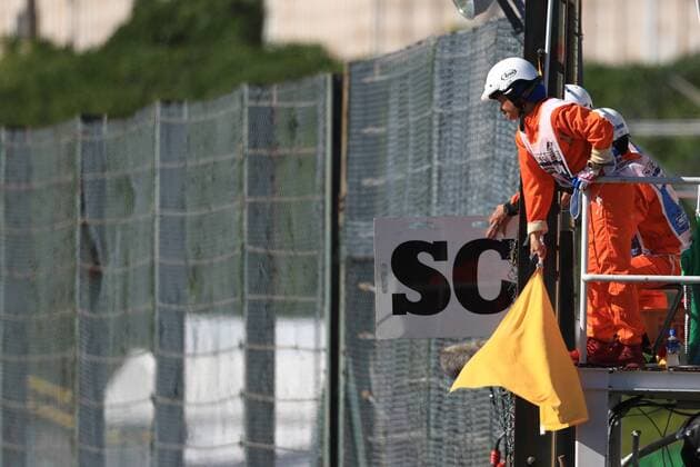 8th October 2017, Suzuka Circuit, Suzuka, Japan; Japanese Formula One Grand Prix, Sunday Race Day; Safety Car flag  ActionPlus11939017
