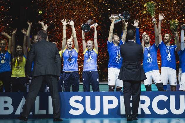 Hannover, Deutschland, 08.10.2017: SSC Palmberg Schwerin und VfB Friedrichshafen gewinen den Volleyball Supercup 2017.