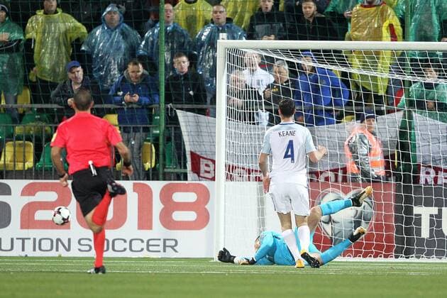 Lithuania v England 2018 FIFA World Cup WM Weltmeisterschaft Fussball Qualifying Jack Butland of England makes a great save from a mistake by Michael Keane of England during the 2018 FIFA World Cup Qualifying match at LFF Stadium, Vilnius Content Not Available For UK Newspapers Copyright: xPaulxChestertonx FIL-10791-0105