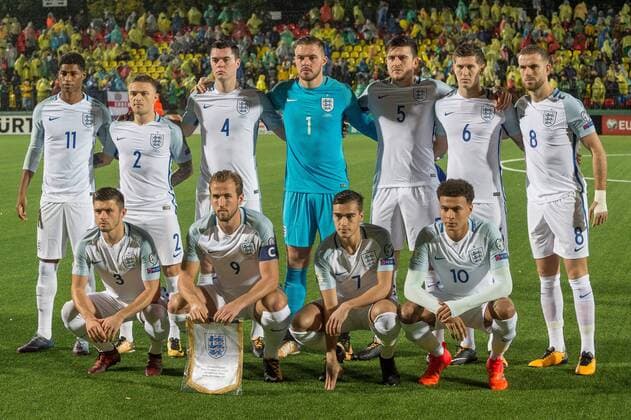 (171009) -- VILNIUS, Oct. 9, 2017 -- Players of England pose for a group photo before the FIFA World Cup WM Weltmeisterschaft Fussball European Qualifying Group F match between Lithuania and England in Vilnius, Lithuania, on Oct. 8, 2017. ) (SP)LITHUANIA-VILNIUS-WORLD CUP QUALIFIER-LITHUANIA VS ENGLAND AlfredasxPliadis 