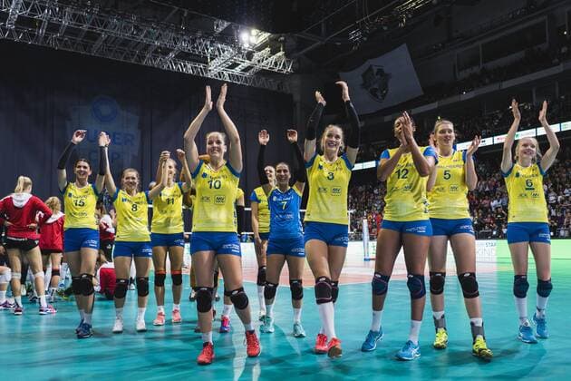 Hannover, Deutschland, 08.10.2017: Jubel Schwerin beim Spiel zwischen SSC Palmberg Schwerin und Allianz MTV Stuttgart beim Volleyball Supercup 2017.