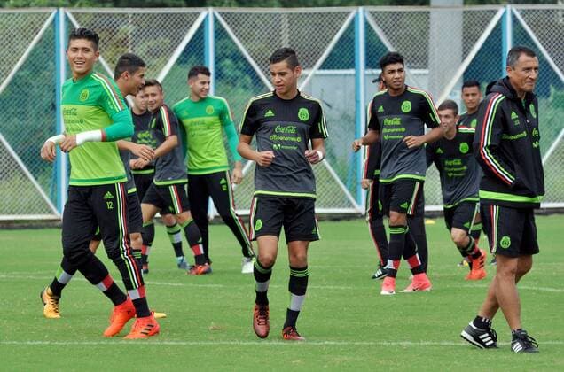 Kolkata: Mexico football team practice session Players of the Mexico football team during a practice session ahead of their second match at FIFA U 17 World Cup India 2017.  SaikatxPaulx xPacificxPress