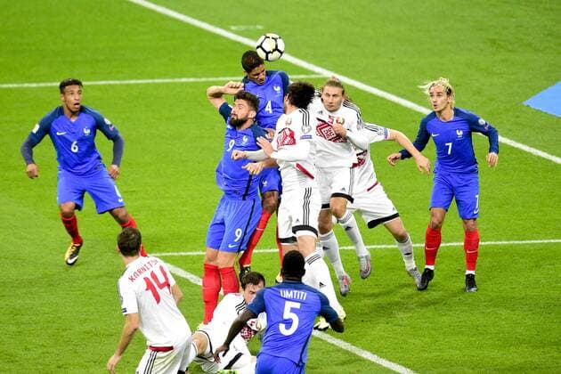 Olivier Giroud France Raphael Varane France FOOTBALL France vs Bielorussie Qualifications St Denis 10 10 2017 JBAutissier Panoramic 