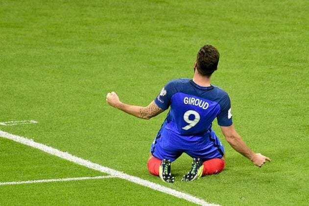 joie des joueurs de l equipe de France apres le but de Olivier Giroud France FOOTBALL France vs Bielorussie Qualifications St Denis 10 10 2017 JBAutissier Panoramic 