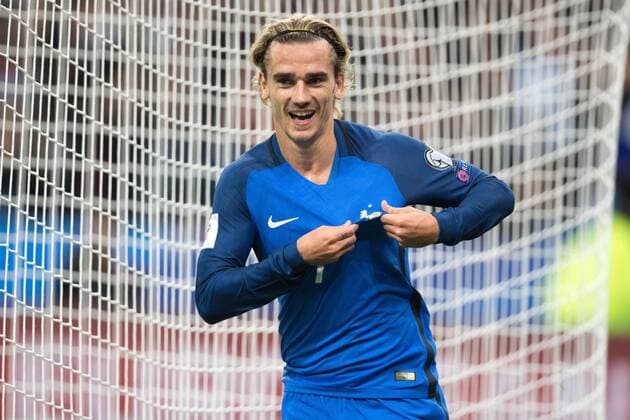 (171011) -- SAINT-DENIS, Oct. 11, 2017 -- Antoine Griezmann celebrates during the 2018 World Cup group A qualifying football match between France and Belarus at the Stade de France in Saint-Denis, France on Oct. 10, 2017. France won 2-1 and qualified to FIFA World Cup WM Weltmeisterschaft Fussball 2018. ) (SP)FRANCE-SAINT-DENIS-FOOTBALL-WORLD CUP QUALIFICATION-FRANCE VS BELARUS JackxChan 