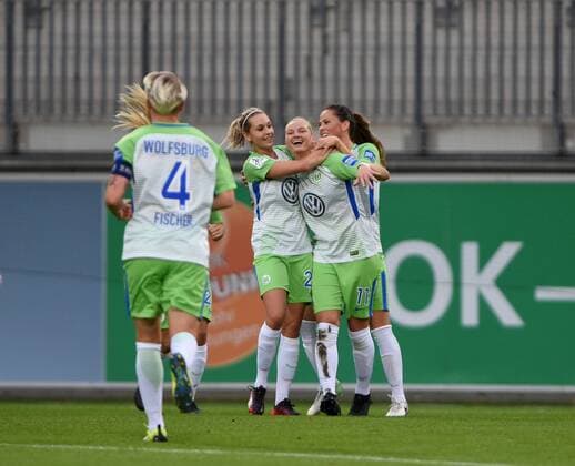 Torjubel Alexandra Popp (Wolfsburg, 11) , Fussball, UEFA Women Champions League, VfL Wolfsburg - Atletico Madrid