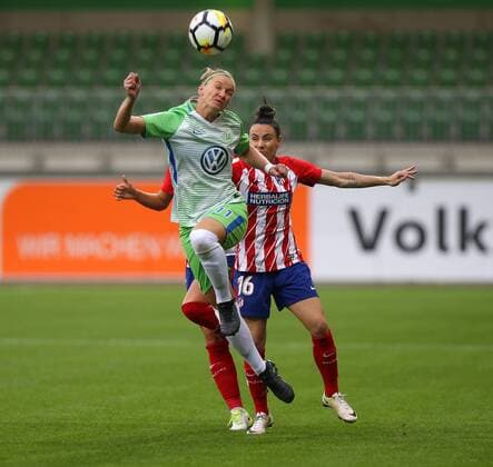 Wolfsburg vs Atletico Madrid, CL Frauen Wolfsburg, Deutschland 11.10.2017, FUßBALL - VfL Wolfsburg vs Atletico Madrid, 1 32 Finale, UEFA Frauen Champions League, Saison 2017-18. Bild zeigt:Alexandra Popp (VfL Wolfsburg) Wolfsburg
