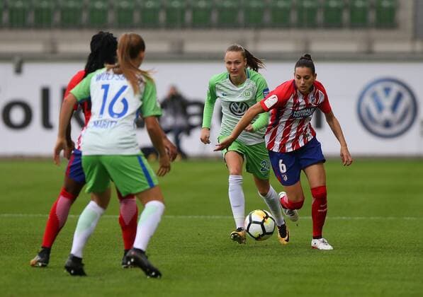 Wolfsburg vs Atletico Madrid, CL Frauen Wolfsburg, Deutschland 11.10.2017, FUßBALL - VfL Wolfsburg vs Atletico Madrid, 1 32 Finale, UEFA Frauen Champions League, Saison 2017-18. Bild zeigt:Caroline Graham Hansen (VfL Wolfsburg) Wolfsburg