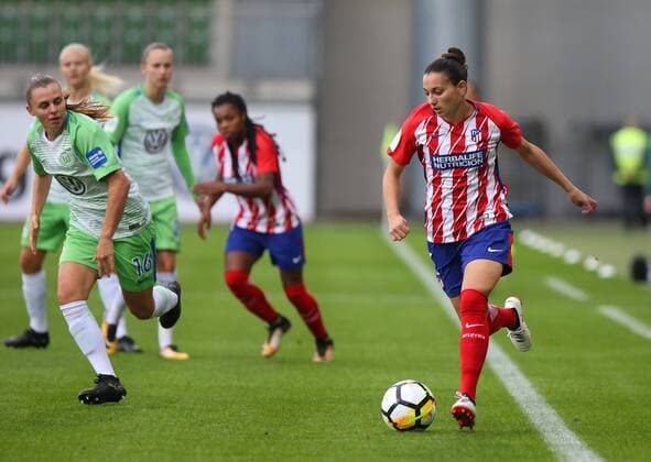 Wolfsburg vs Atletico Madrid, CL Frauen Wolfsburg, Deutschland 11.10.2017, FUßBALL - VfL Wolfsburg vs Atletico Madrid, 1 32 Finale, UEFA Frauen Champions League, Saison 2017-18. Bild zeigt:Noelle Maritz (VfL Wolfsburg) Wolfsburg
