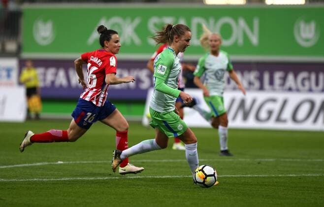 Wolfsburg vs Atletico Madrid, CL Frauen Wolfsburg, Deutschland 11.10.2017, FUßBALL - VfL Wolfsburg vs Atletico Madrid, 1 32 Finale, UEFA Frauen Champions League, Saison 2017-18. Bild zeigt: Caroline Graham Hansen (VfL Wolfsburg) Wolfsburg