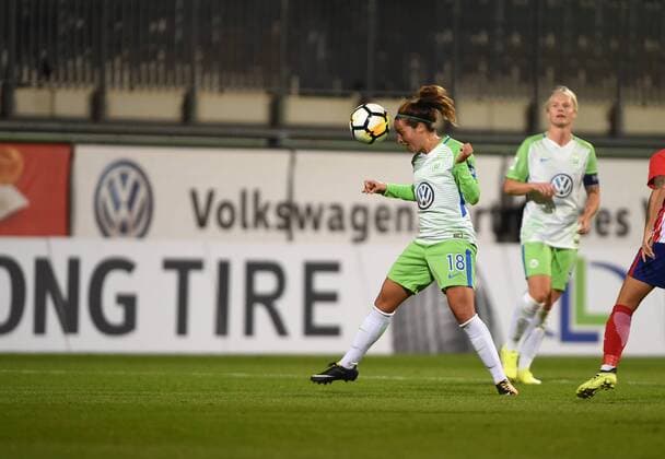 Vanessa Bernauer (Wolfsburg, 18) , Fussball, UEFA Women Champions League, VfL Wolfsburg - Atletico Madrid