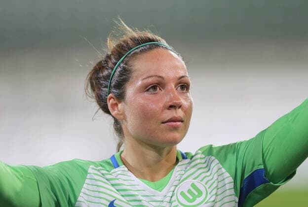 Vanessa Bernauer (VfL Wolfsburg) *** Vanessa Bernauer VfL Wolfsburg