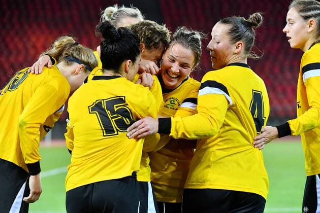 11.10.2017 Zuerich,Schweiz Fussball Frauen Saison 2017 2018 Womens Champions League FC Zuerich - Gintra Universitetas (LTU) Bild zeigt Torjubel (Gintra) Aktion Jubel Gestik