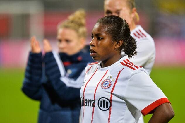 Lineth Beerensteyn FC Bayern München) enttäuscht, frustriert, weinend München (Munich), Deutschland (Germany), 11.10.2017, Fussball, UEFA Women s Champions League, FC Bayern München - FC Chelsea,