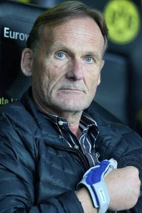 Geschaeftsfuehrer Hans-Joachim Watzke (Dortmund) mit einer Bandage an der rechten Hand beim Spiel Borussia Dortmund vs. RasenBallsport Leipzig, Fussball, 1. Bundesliga, 14.10.2017 Dortmund Copyright: xHommes Eibner-Pressefotox EP_MHS