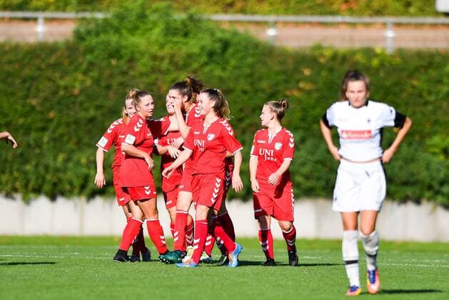 Jubel, Freuen, celebrate, happy, cheer , Goal Celebration USV Jena 2 zum 1:2, Fussball, 2. Frauen-Bundesliga, Borussia Mönchengladbach - USV Jena 2,