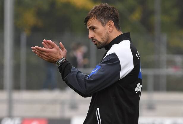 15.10.2017, xpsx, Fussball 1.Bundesliga Frauen, 1.FFC Frankfurt - MSV Duisburg, emspor v.l. Trainer Niko Arnautis (1.FFC Frankfurt) Frankfurt am Main