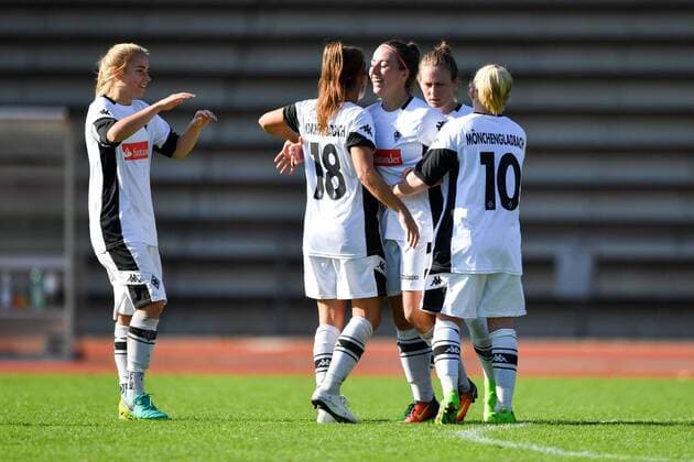 Jubel, Freuen, celebrate, happy, cheer , Goal Celebration Borussia Mönchengladbach 4:2, Fussball, 2. Frauen-Bundesliga, Borussia Mönchengladbach - USV Jena 2,