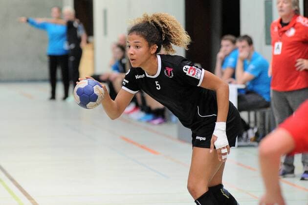 Delaila Amega (TusSis Metzingen II 5) TusSies Metzingen II,Handball,Frauen,3.Bundesliga Sued,15.10.2017, Foto:TBaur Eibner Metzingen Copyright: xBaur xEibner-Pressefotox EP_Toba