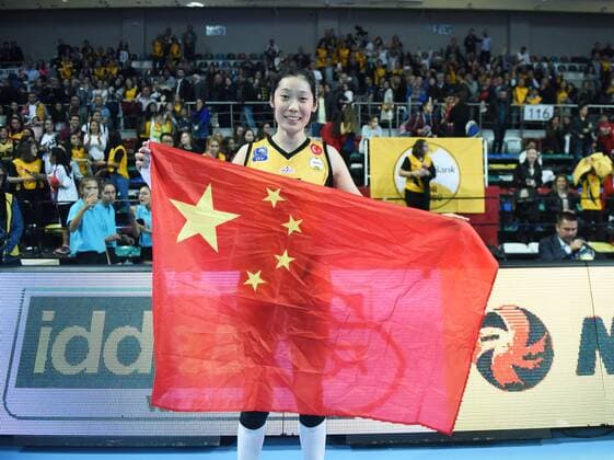 (171016) -- ANKARA, Oct. 16, 2017 -- Vakifbank player Zhu Ting pose for photo after the Turkish Women Volleyball Super Cup match between Vakifbank and Fenerbahce in Ankara, Turkey, on Oct. 15, 2017. Vakifbank won 3-0. ) (SP)TURKEY-ANKARA-VOLLEYBALL-TURKISH SUPER CUP-VAKIFBANK VS FENERBAHCE HexCanling 