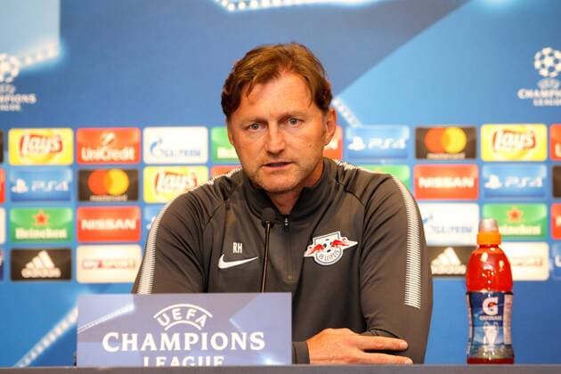 RB Leipzig - PK Champions League Leipzig, 16.10.2017, Red Bull Arena, Fussball, UEFA Champions League, Gruppe G, 3.Spieltag, Pressekonferenz am Vortag des Spiels , RB Leipzig vs. FC Porto , Im Bild: Trainer Ralph Hasenhüttl Hasenhuettl (RB Leipzig) ,