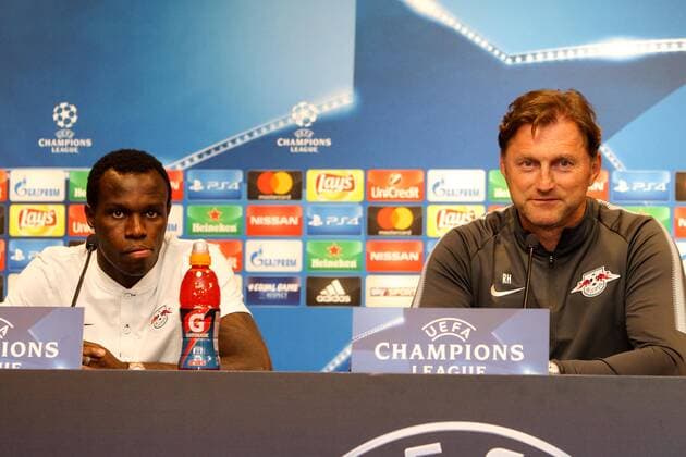 RB Leipzig - PK Champions League Leipzig, 16.10.2017, Red Bull Arena, Fussball, UEFA Champions League, Gruppe G, 3.Spieltag, Pressekonferenz am Vortag des Spiels , RB Leipzig vs. FC Porto , Im Bild v.l.: Bruma, Spieler RB Leipzig und Trainer Ralph Hasenhüttl Hasenhuettl. ,
