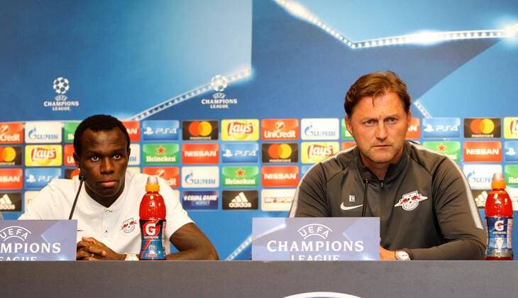 RB Leipzig - PK Champions League Leipzig, 16.10.2017, Red Bull Arena, Fussball, UEFA Champions League, Gruppe G, 3.Spieltag, Pressekonferenz am Vortag des Spiels , RB Leipzig vs. FC Porto , Im Bild v.l.: Bruma, Spieler RB Leipzig und Trainer Ralph Hasenhüttl Hasenhuettl. ,