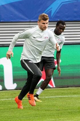 RB Leipzig - Training Champions League Leipzig, 16.10.2017, Red Bull Arena, Fussball, UEFA Champions League, Gruppe G, 3.Spieltag, Training am Vortag des Spiels , RB Leipzig vs. FC Porto , RB Leipzig Training. Im Bild v.l.: Timo Werner und Bruma. ,