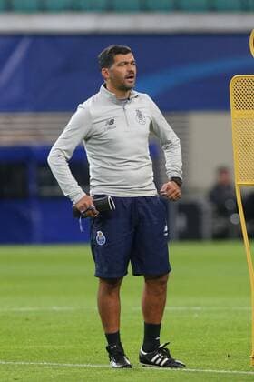 Training Porto Champions League Leipzig, 16.10.2017, Red Bull Arena, Fussball, UEFA Champions League, Gruppe G, 3.Spieltag, Training am Vortag des Spiels , RB Leipzig vs. FC Porto , FC Porto Training. , Im Bild: Trainer Sergio Conceicao Conceicao (Porto)