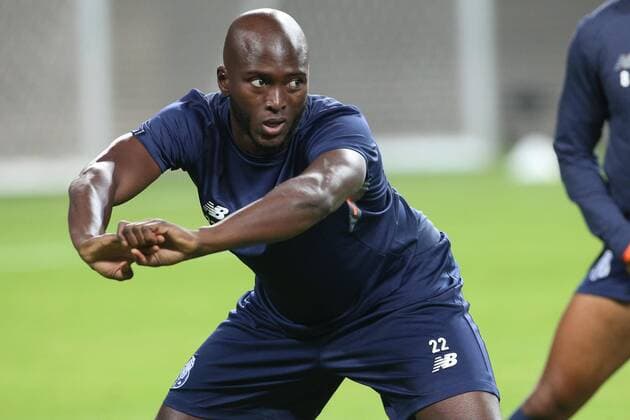 Training Porto Champions League Leipzig, 16.10.2017, Red Bull Arena, Fussball, UEFA Champions League, Gruppe G, 3.Spieltag, Training am Vortag des Spiels , RB Leipzig vs. FC Porto , FC Porto Training. Im Bild: Danilo Pereira (22, Porto)