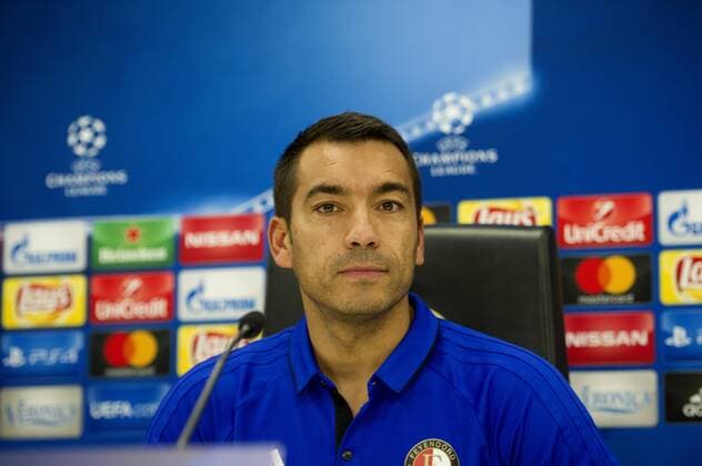 Fußball, CL, PK Feyenoord Rotterdam 16-10-2017 VOETBAL: TRAINING EN PERSCONFERENTIE FEYENOORD: ROTTERDAM Giovanni van Bronckhorst, coach Feyenoord Foto: SCS Michel Utrecht xVIxVIxImagesx xSoenarxChamidxsportfotografiexIVx 9034454
