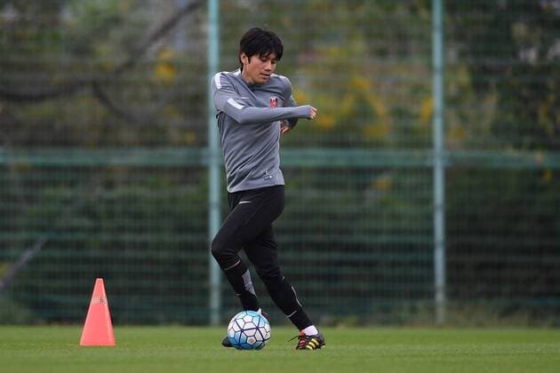 A player of Japan s Urawa Red Diamonds takes part in a training session for the second semifinal match against China s Shanghai SIPG during the 2017 AFC Champions League in Urawa, Saitama, Japan, 17 October 2017. Urawa Red Diamonds in full preparation for AFC semifinal against Shanghai SIPG  20171017_61095
