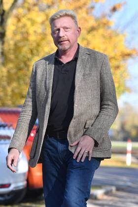 Boris BECKER (Head of Tennis), Einzelbild,angeschnittenes Einzelmotiv,Halbfigur,halbe Figur. Tennis, Podiumsdiskussion Deutscher Tennisbund und Bayerischer Tennis Verband am 17.10.2017 in Ismaning.