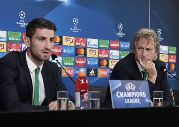 October 17, 2017 - Turin, Italy - Cristiano Piccini and Jorge Jesus during the Champions League press conference PK Pressekonferenz before the match between Juventus and Sporrting Clube de Portugal, in Turin, on October 17, 2017 Sporting Clube De Portugal-Press Confference  - ZUMAn230 20171017_zaa_n230_170 Copyright: xLorisxRosellix