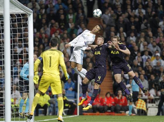 Bilder des Tages - SPORT Soccer match between Real Madrid and Tottenham of Champions League 2017 2018 held at the Santiago Bernabeu stadium in Madrid Photo J Luis Cuesta 261 Cordon Press Cristiano Ronaldo  xJosexLuisxCuestax xx